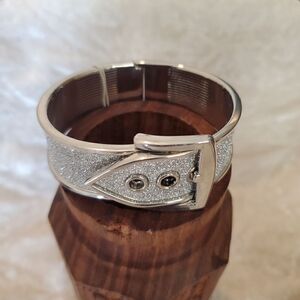 ‎Women's Silver Bracelet Belt Shape Fashion Jewelry